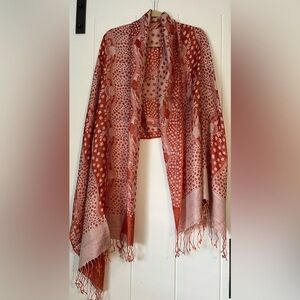 Beautiful Orange and Cream Shawl